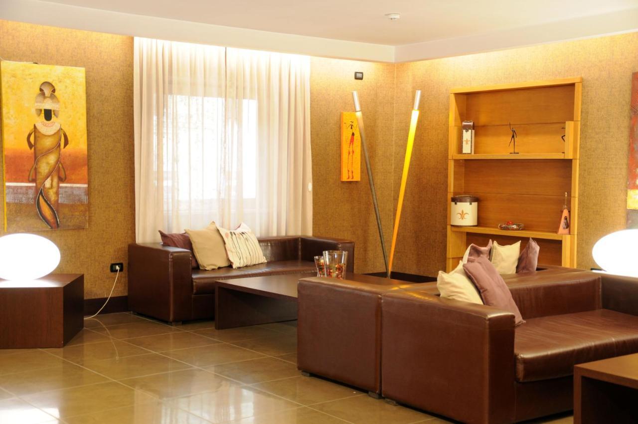 Hotel Fly Casoria Extérieur photo