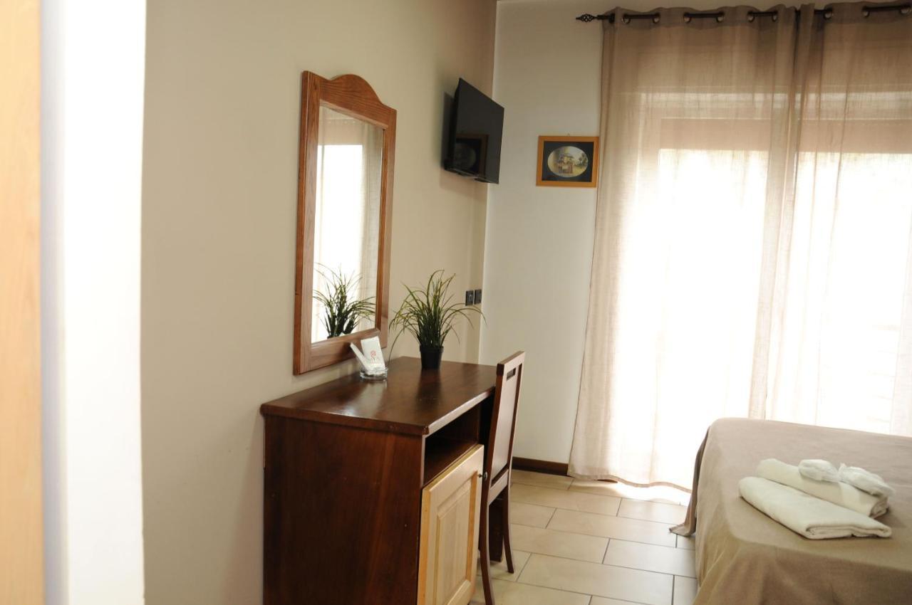 Hotel Fly Casoria Extérieur photo