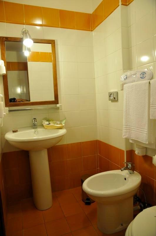 Hotel Fly Casoria Chambre photo